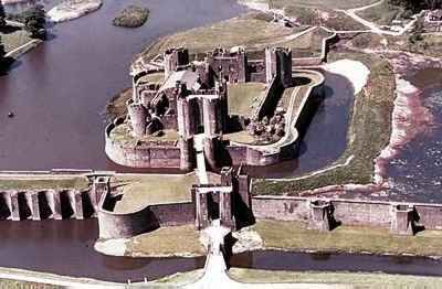 caerphillycastle.jpg