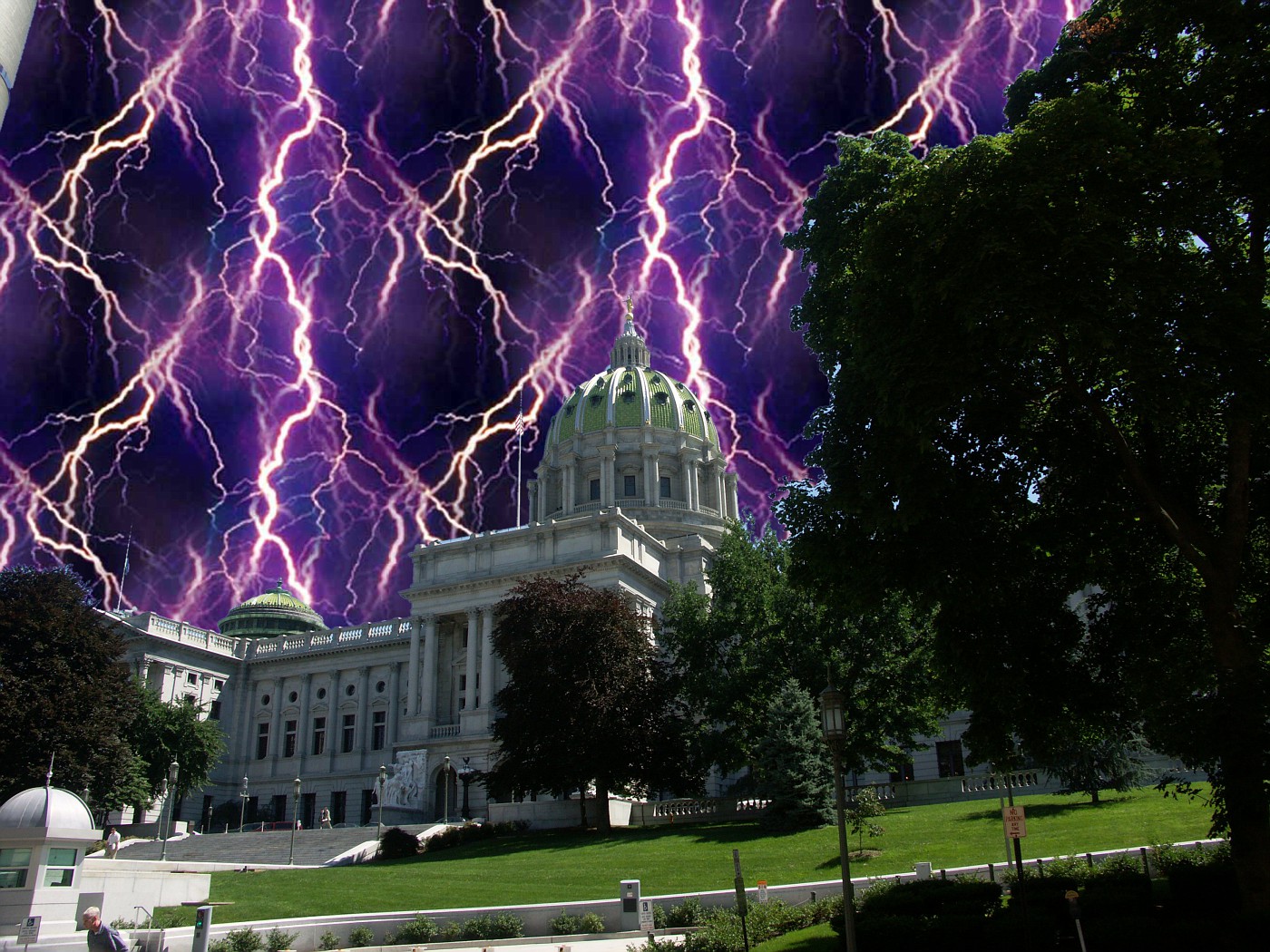 LIGHTNINGCapitol-vi.jpg