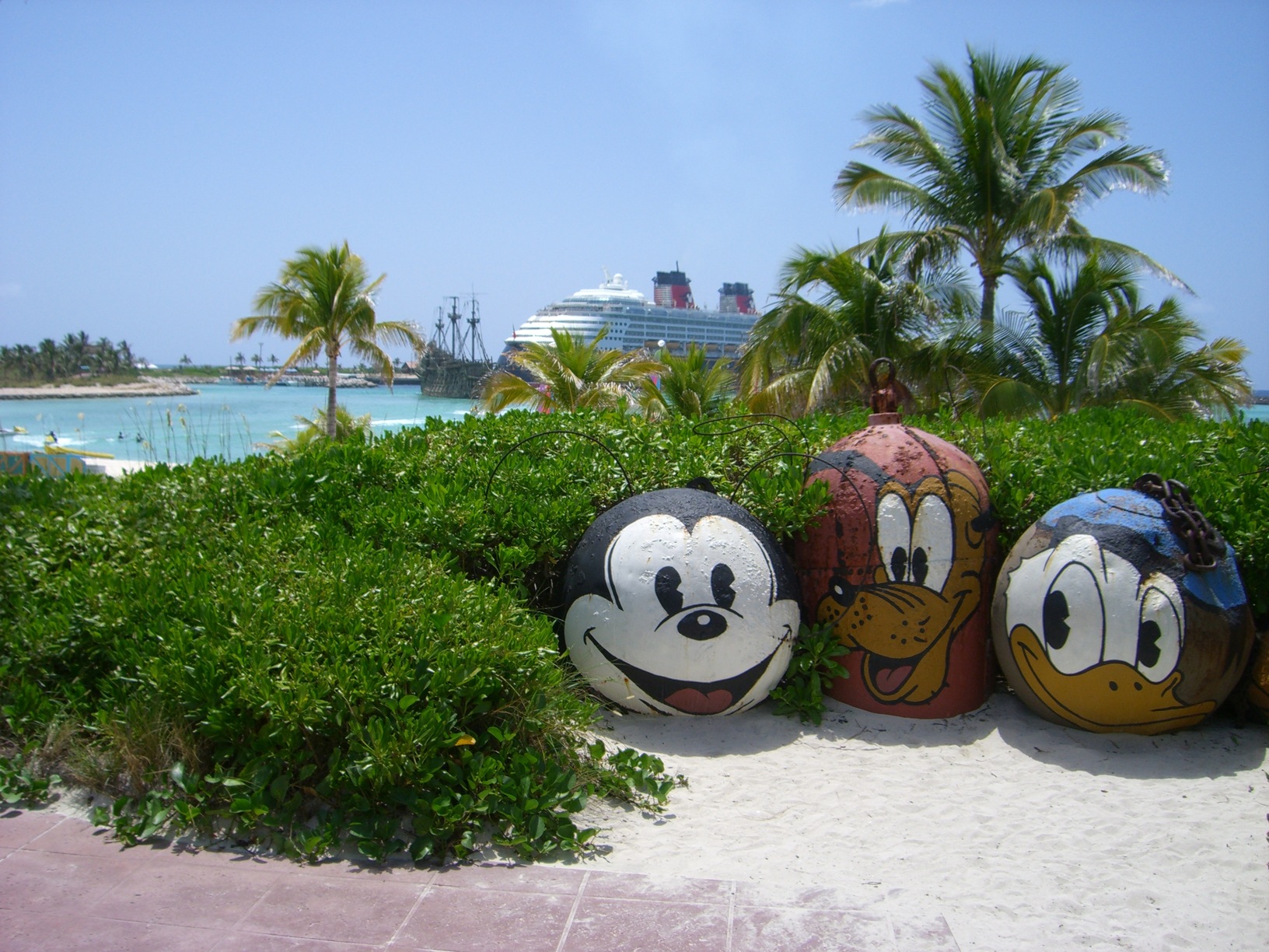 Castaway_Cay_anchors.jpg