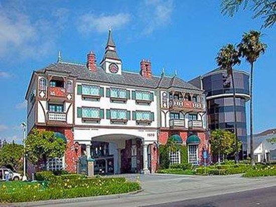 exterior.jpg