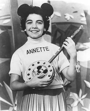 ny-annette-banjo.jpg2.jpg
