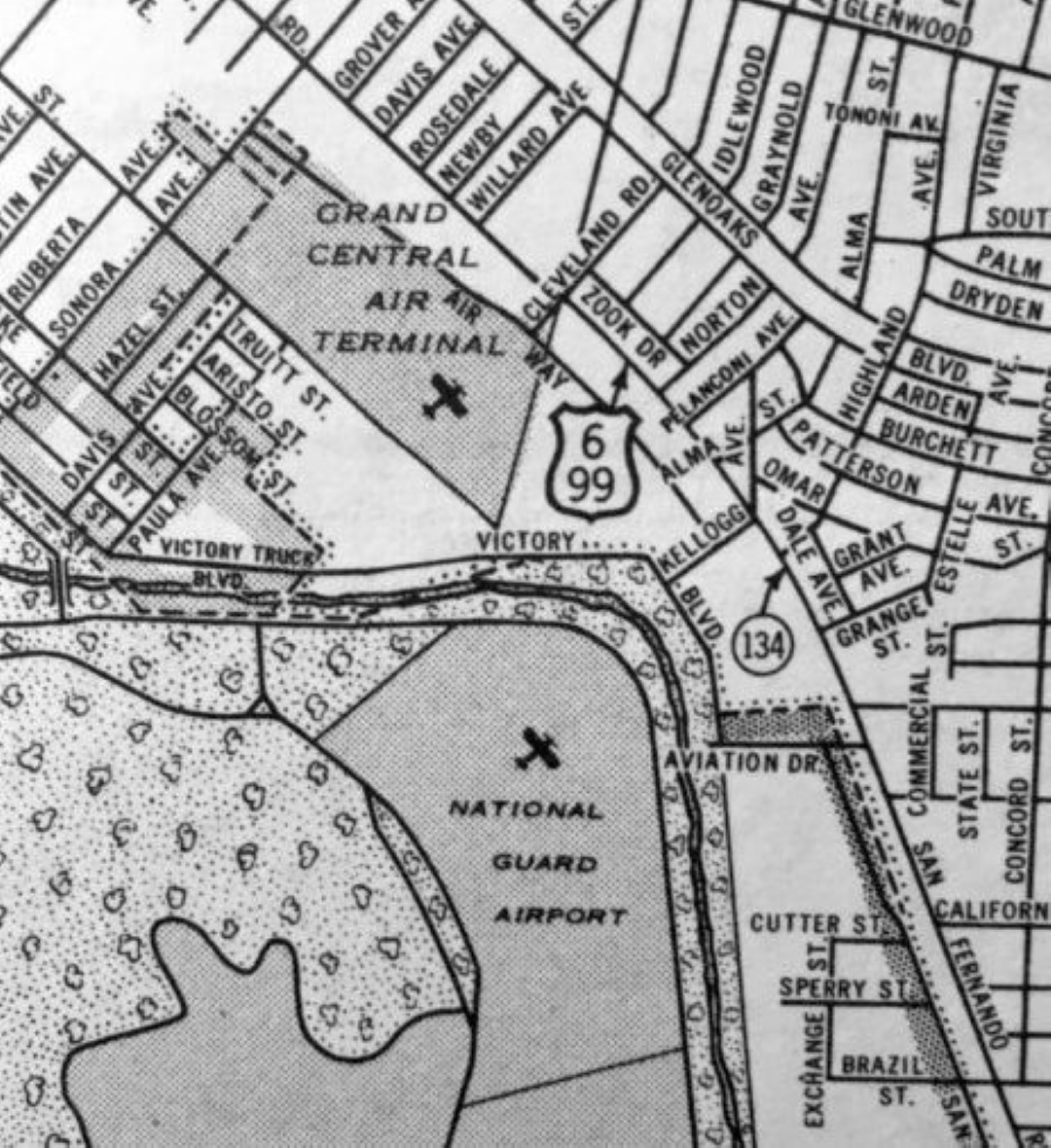 Airfields_CA_LA_C_htm_7bc73d58%20(Large).jpg