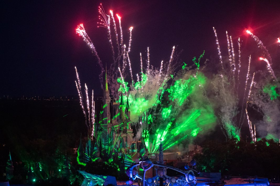 disneys-not-so-spooky-fireworks-not-so-scary-testing-08062019-20-1068x712.jpg