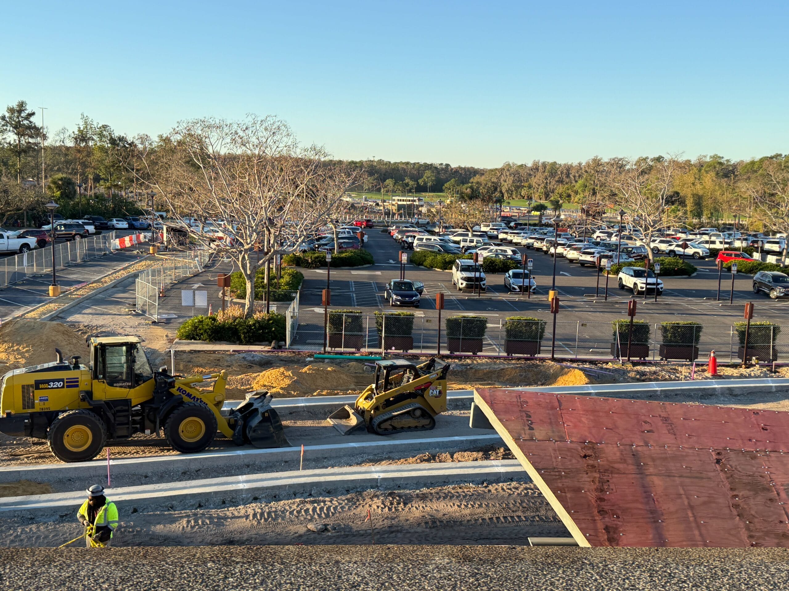 Bus Turnaround at Disney’s Polynesian Village Resort Bus Turnaround at Disney’s Polynesian Village Resort