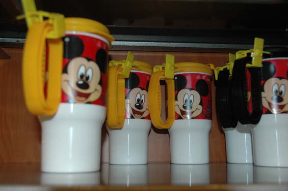 resortmugs20090001.jpg