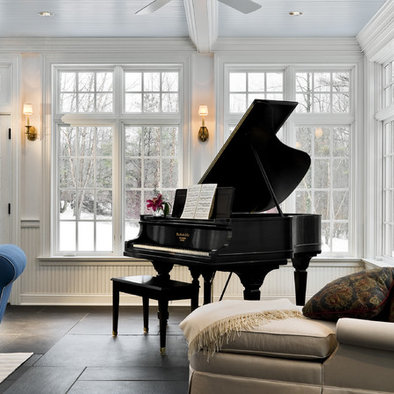 183870_3719-w394-h394-b0-p0--traditional-family-room.jpg