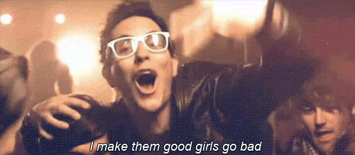 tumblr_lnbli3OEbr1qij03v.gif