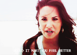 tumblr_lu5qnzP85B1qgyjr9o1_250.gif