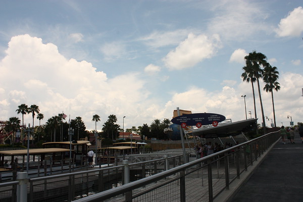 599744305_8h9vY-M.jpg