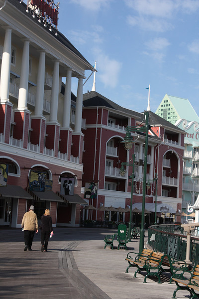 1211830277_QmoLc-L.jpg