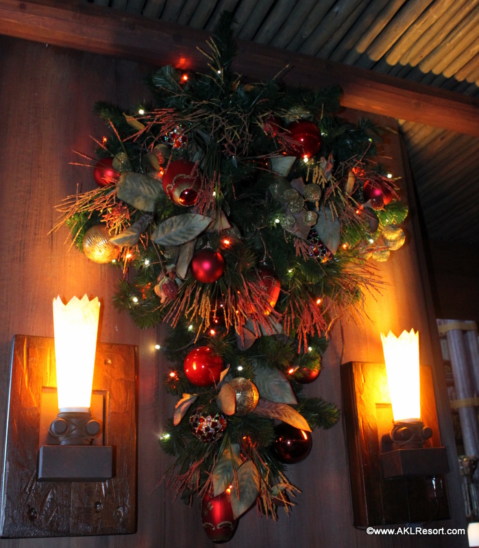 Sconce%20Decoration.preview.JPG