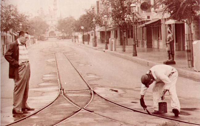 Disney_land.JPG