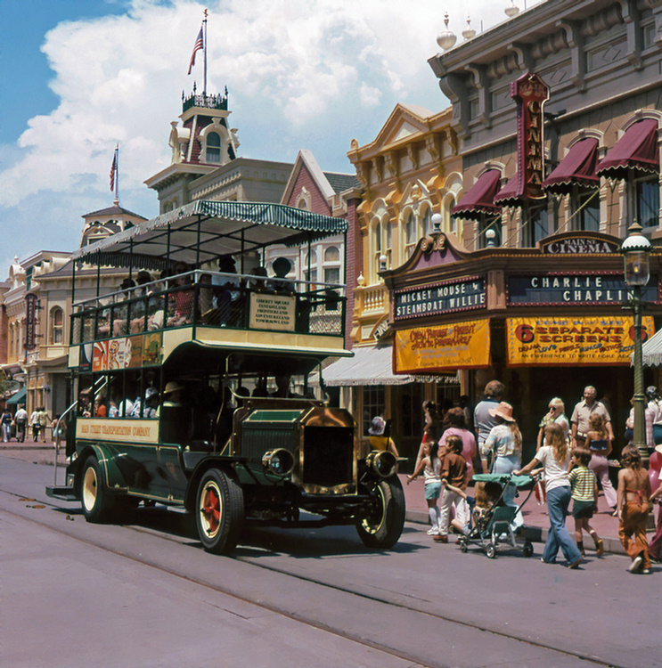 main-street-cinema-walt-disney-world-1.jpg