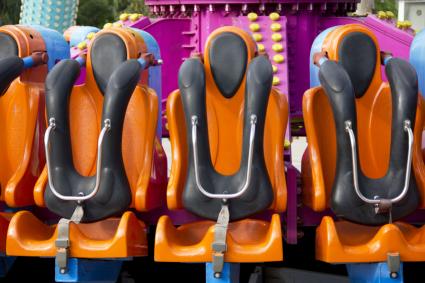 153902-425x283-roller-coaster-safety-seats.jpg