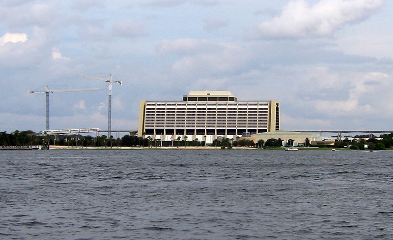 942938031_nqbBd-L.jpg