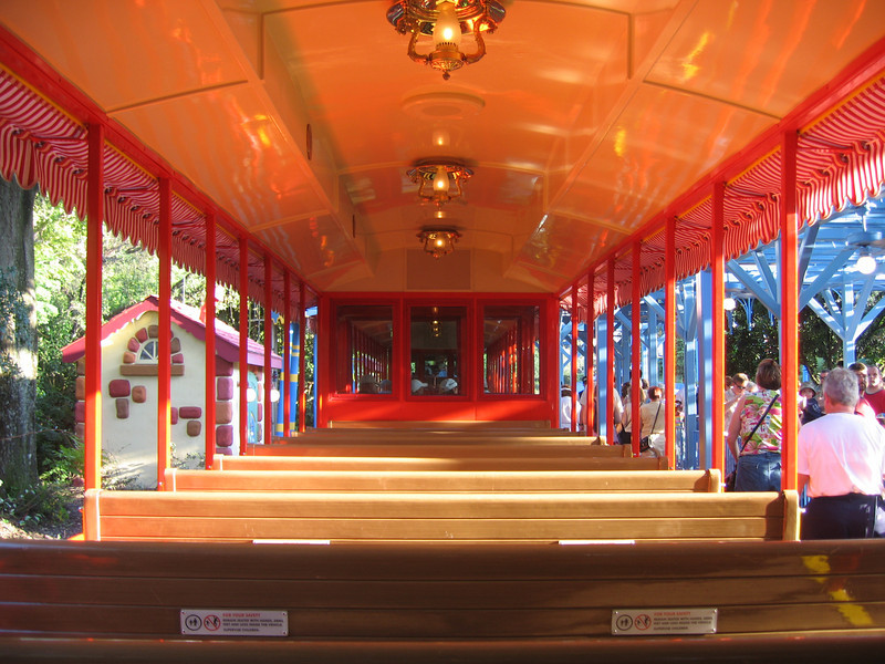 WDW%20211-L.jpg