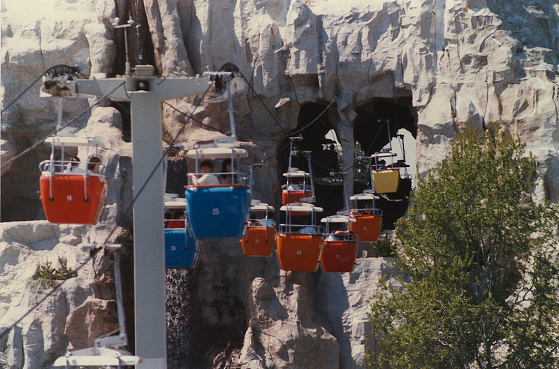 800px-disneylandskyway.jpg