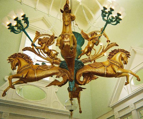 lobby-ceiling.jpg