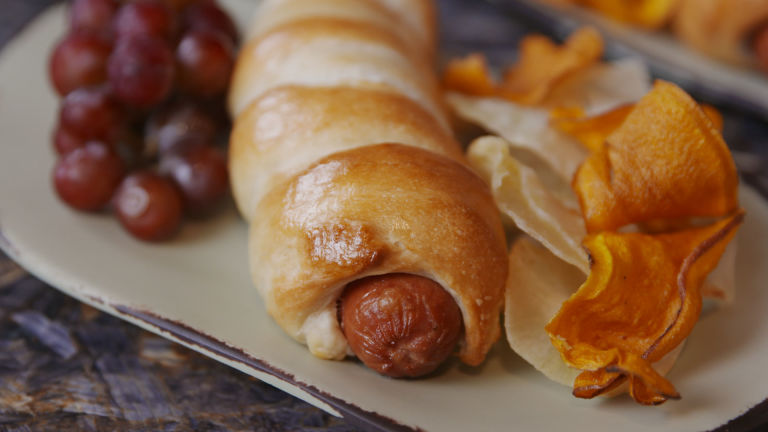 gallery-1500675043-delish-wrapped-hot-dog-still003.jpg