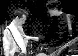 tumblr_lnvsloyVvP1qgja03o1_400.gif