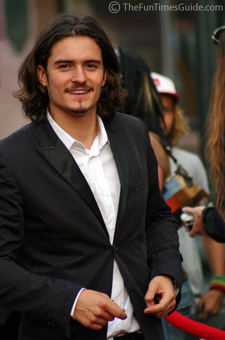 orlando_bloom_elizabethtown_premiere.jpg