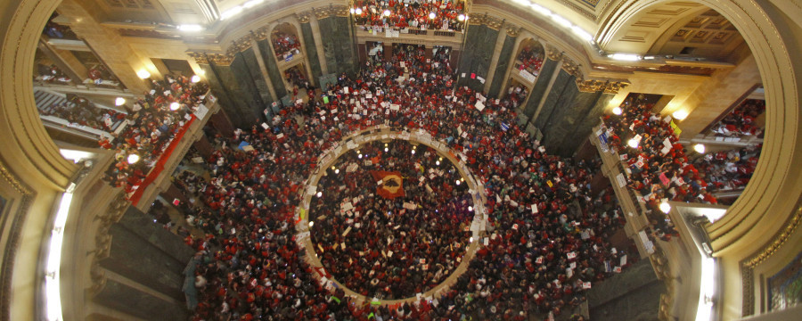 r-WISCONSIN-PROTESTS-huge.jpg
