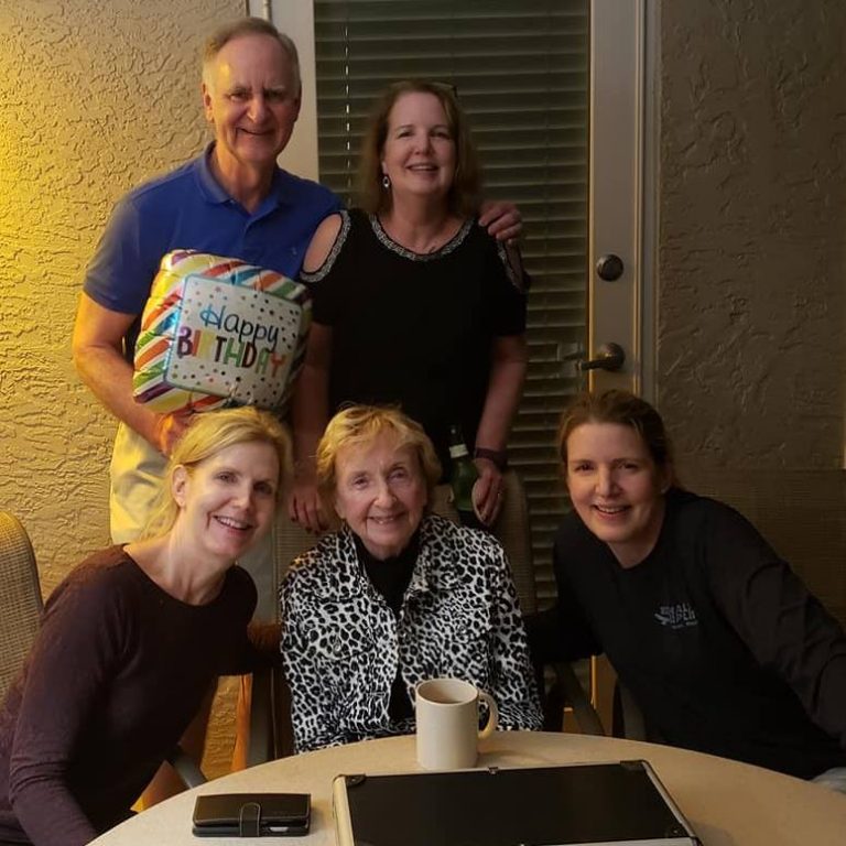 Happy-Birthday-Mom-768x768.jpg
