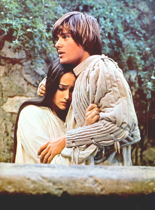 Stills-romeo-and-juliet-1968-1847818-512-691.jpg