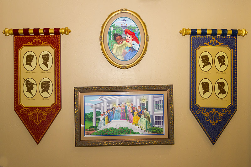 POR-Room-Royal-2013-0919_forum.jpg