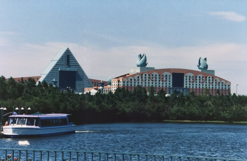 Untitled-014-L.jpg