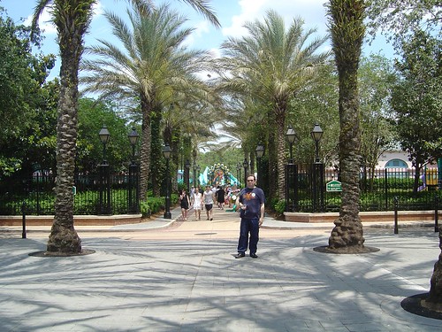 154563690_5ec431aae3.jpg