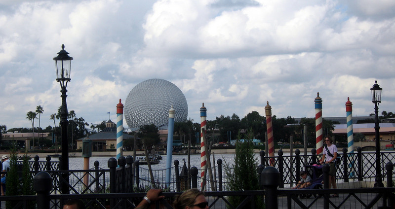 WDW%20201-L.jpg