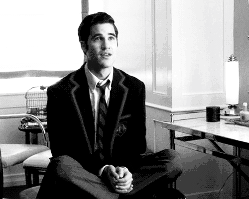 tumblr_licm3egyIO1qfqqyf.gif