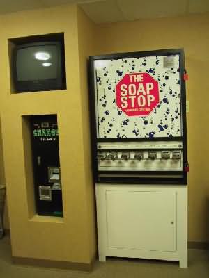 akl_laundry4.jpg