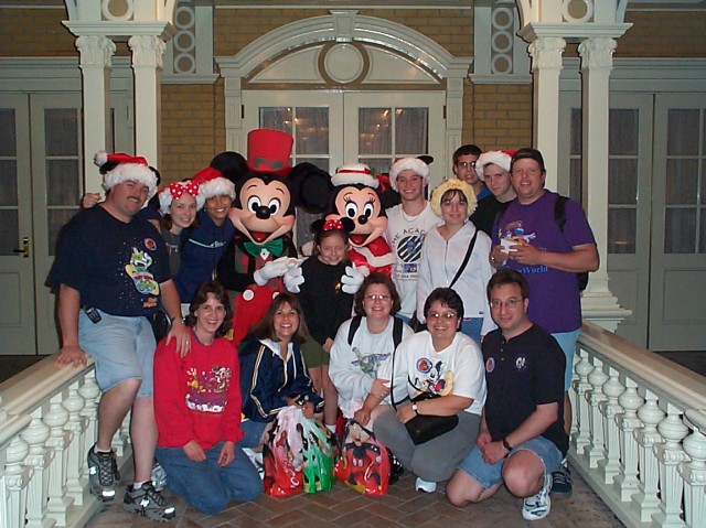 wdwxmas.jpg