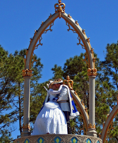 1235564792_QutMR-L.jpg