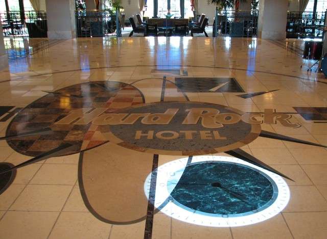 hardrockhotel04.jpg