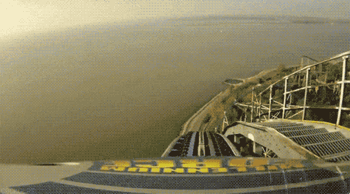 bj9NuYnPUURRS.gif
