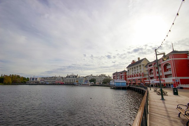 25017406361_7164ac975d_z.jpg