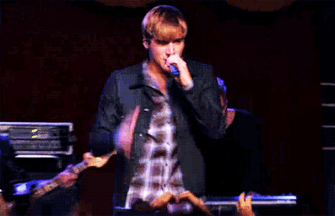 tumblr_lox7n9Jtc31qgu9kjo1_500.gif