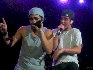 tumblr_los23lOixG1qm7t0go2_400.gif