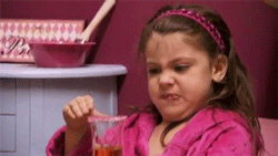 tumblr_lqk43fPE7e1qfm4wco2_250.gif