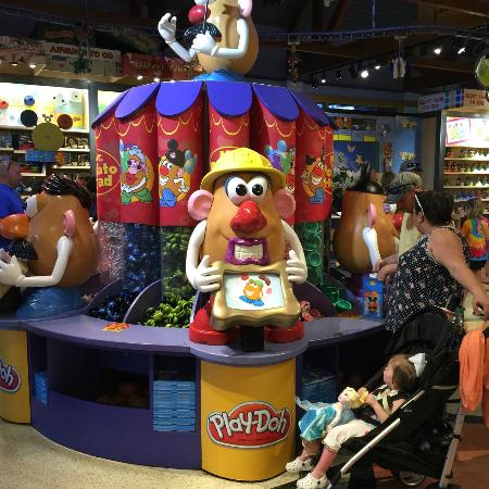 downtown-disney.jpg