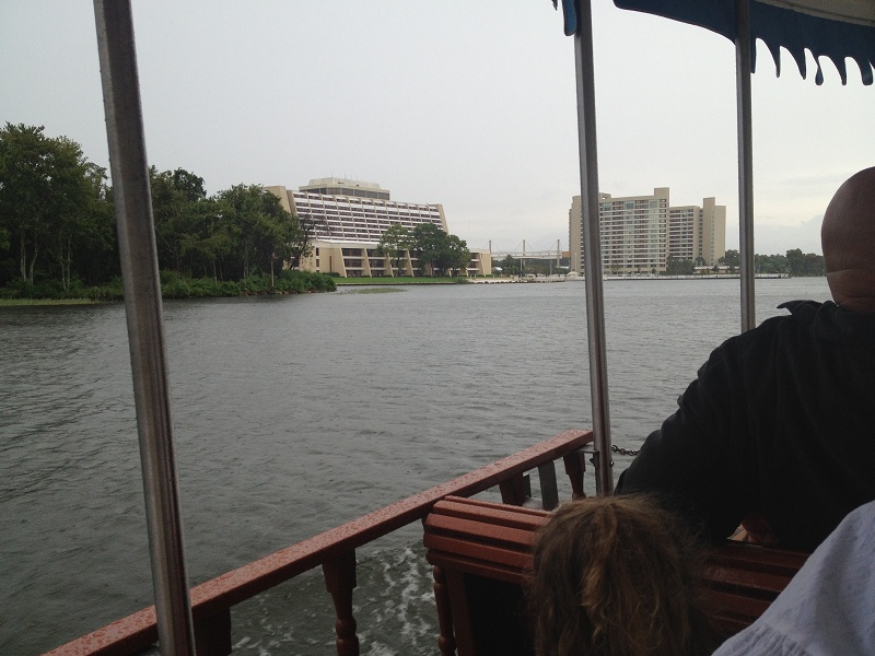 sunday_boat_contmporary.jpg