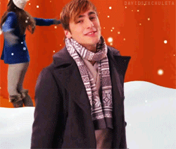 tumblr_lvt3vxwSM71qc479po1_250.gif