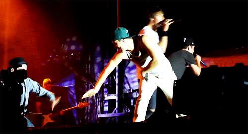tumblr_lps5hzdHMF1qeeagco1_500.gif