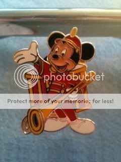 Mickey_Drum_Pin.jpg