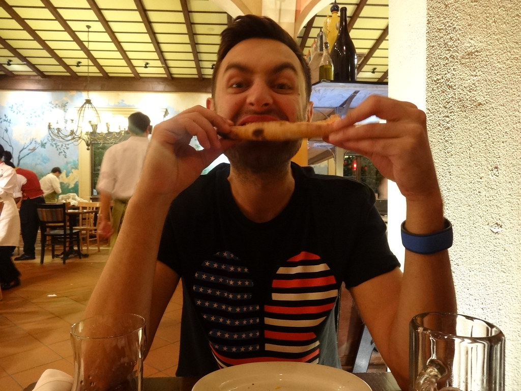 19294780678_b1643ba12b_b.jpg