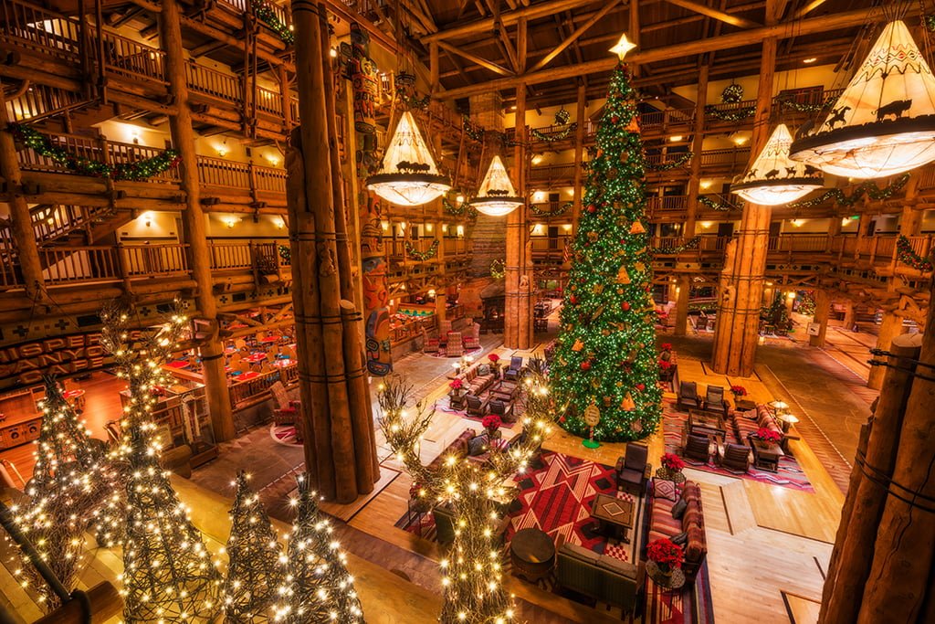 wilderness-lodge-wide-reindeer.jpg