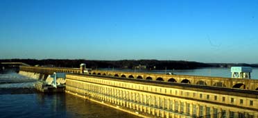 Wilson_Dam_from_TVA.jpg
